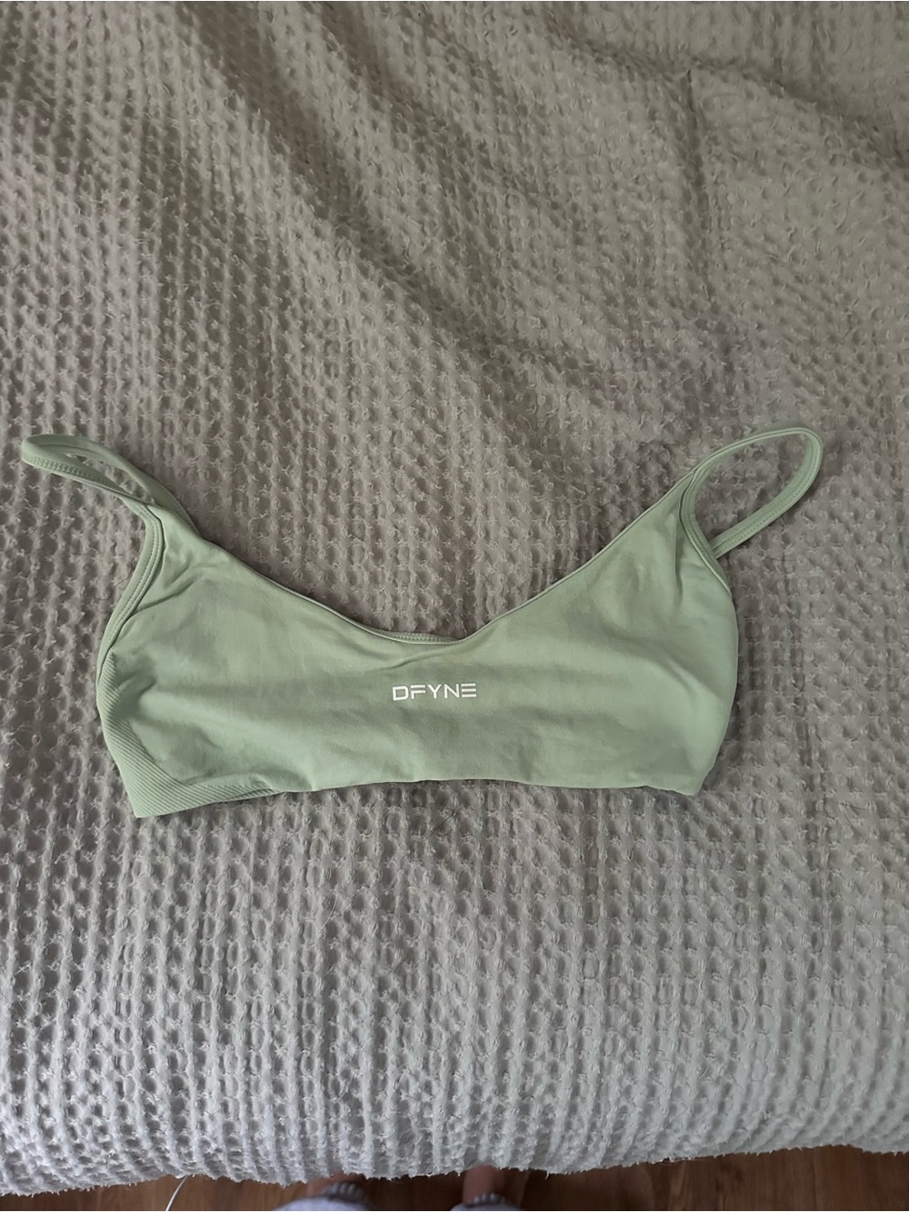 DFYNE Sage Impact Scoop Neck Bra